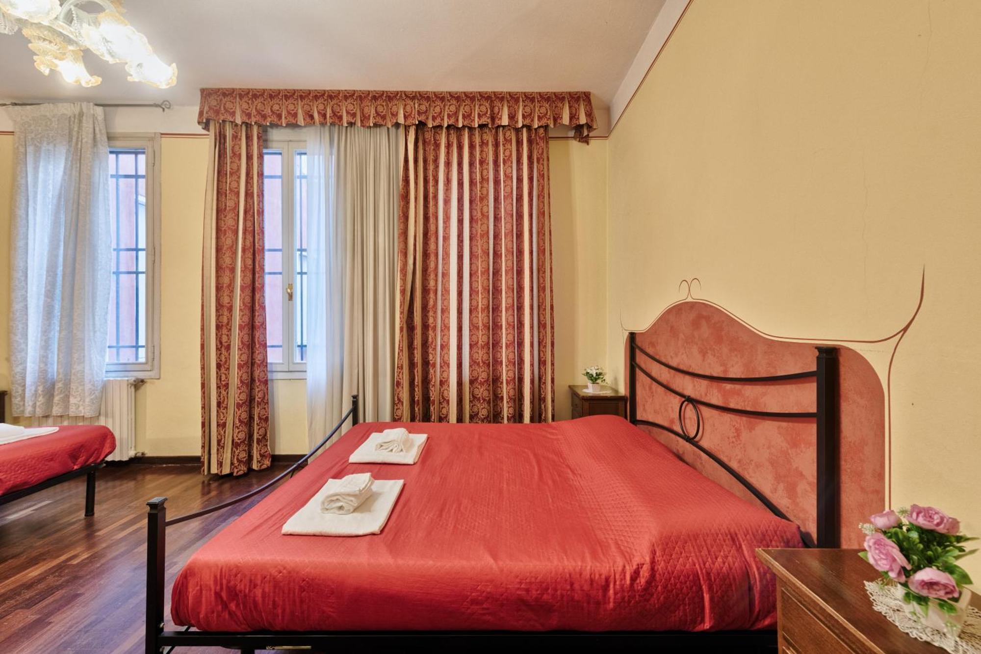 Joy Rialto Rooms Венеция Экстерьер фото